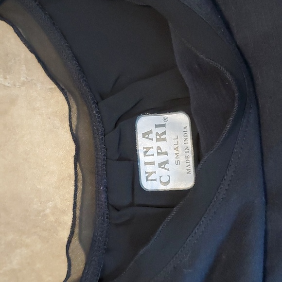 Nina Capri top - Picture 2 of 5